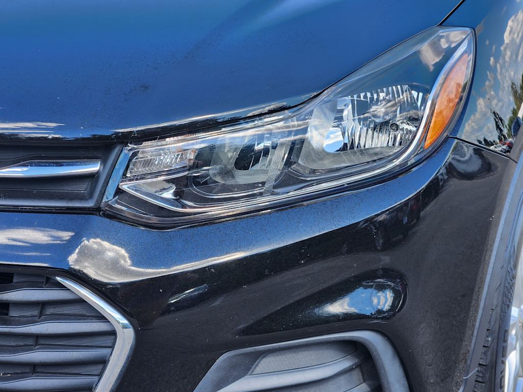 Thumbnail: 2021 Chevrolet Trax - 21