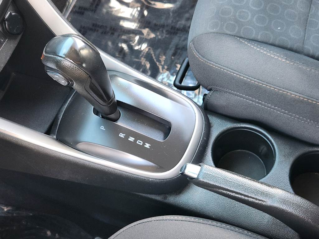 Thumbnail: 2021 Chevrolet Trax - 14