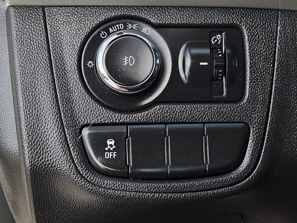 Thumbnail: 2017 Chevrolet Spark - 27