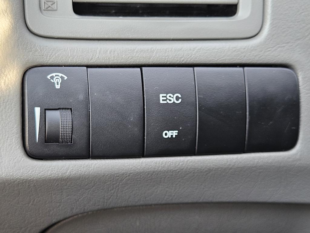 Thumbnail: 2009 Hyundai Tucson - 27