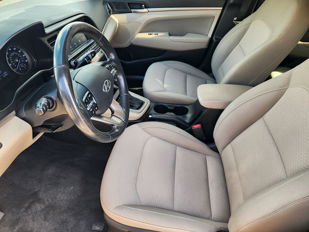Thumbnail: 2020 Hyundai Elantra - 8