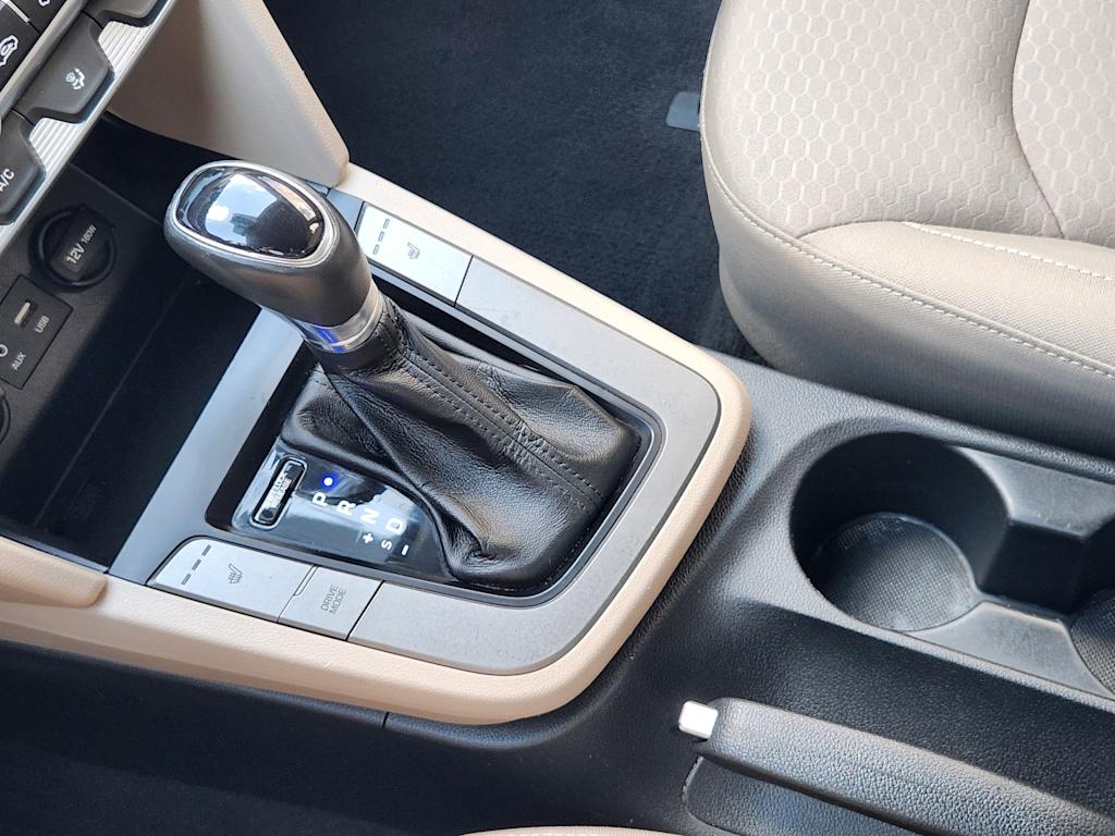 Thumbnail: 2020 Hyundai Elantra - 13