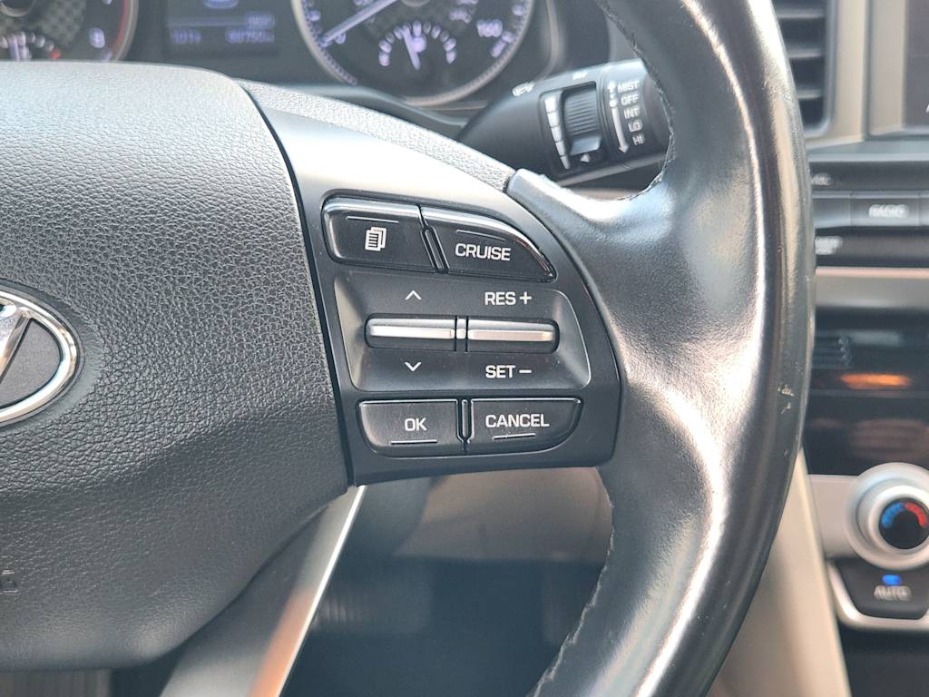 Thumbnail: 2020 Hyundai Elantra - 31