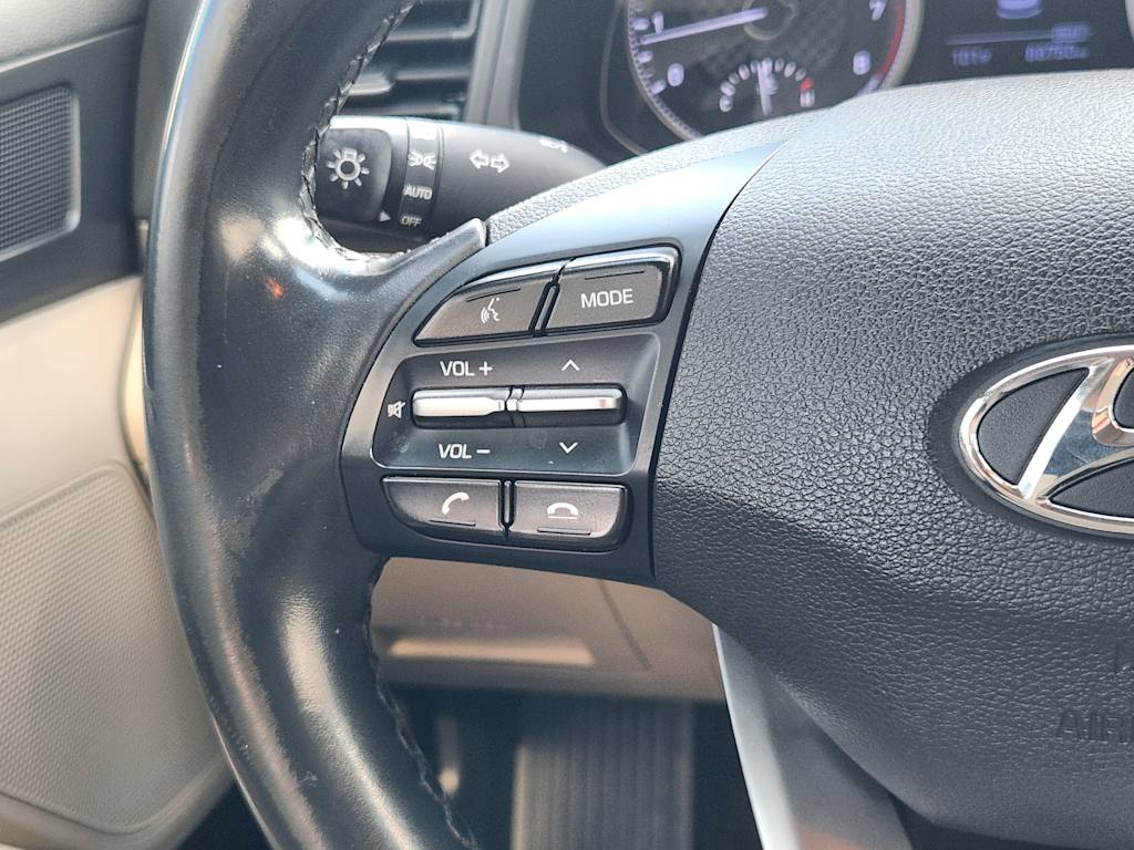 Thumbnail: 2020 Hyundai Elantra - 30