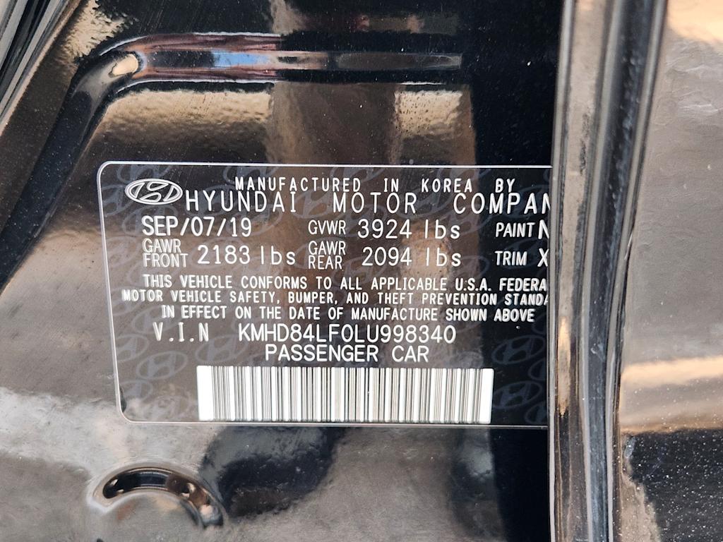 Thumbnail: 2020 Hyundai Elantra - 16