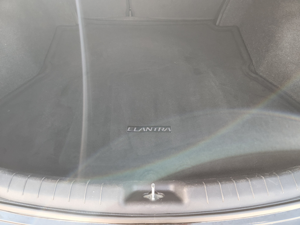 Thumbnail: 2020 Hyundai Elantra - 33