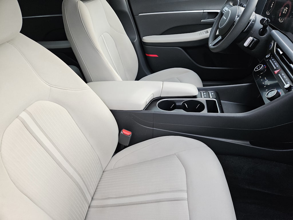 Thumbnail: 2024 Hyundai Sonata - 10