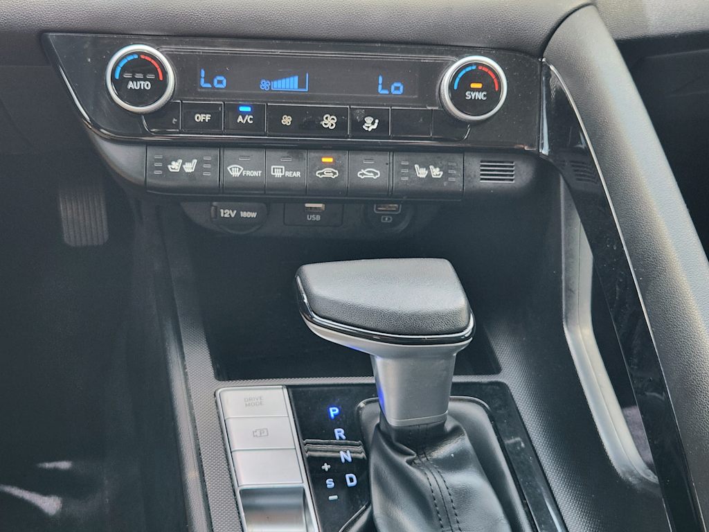 Thumbnail: 2023 Hyundai Elantra - 13