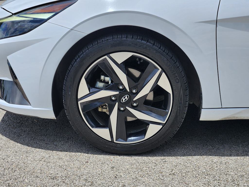 Thumbnail: 2023 Hyundai Elantra - 21