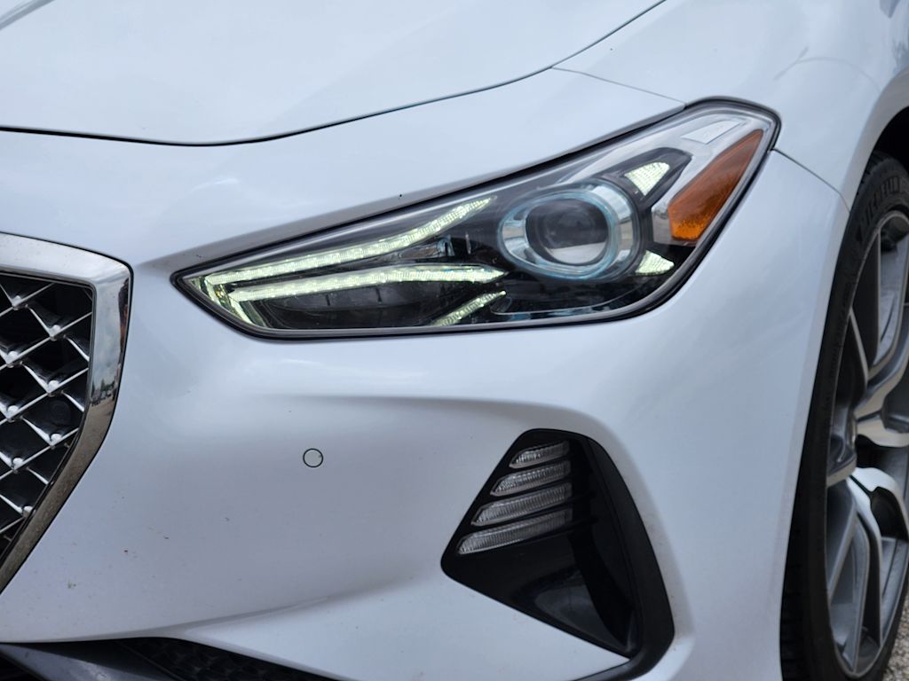 Thumbnail: 2019 Genesis G70 - 20
