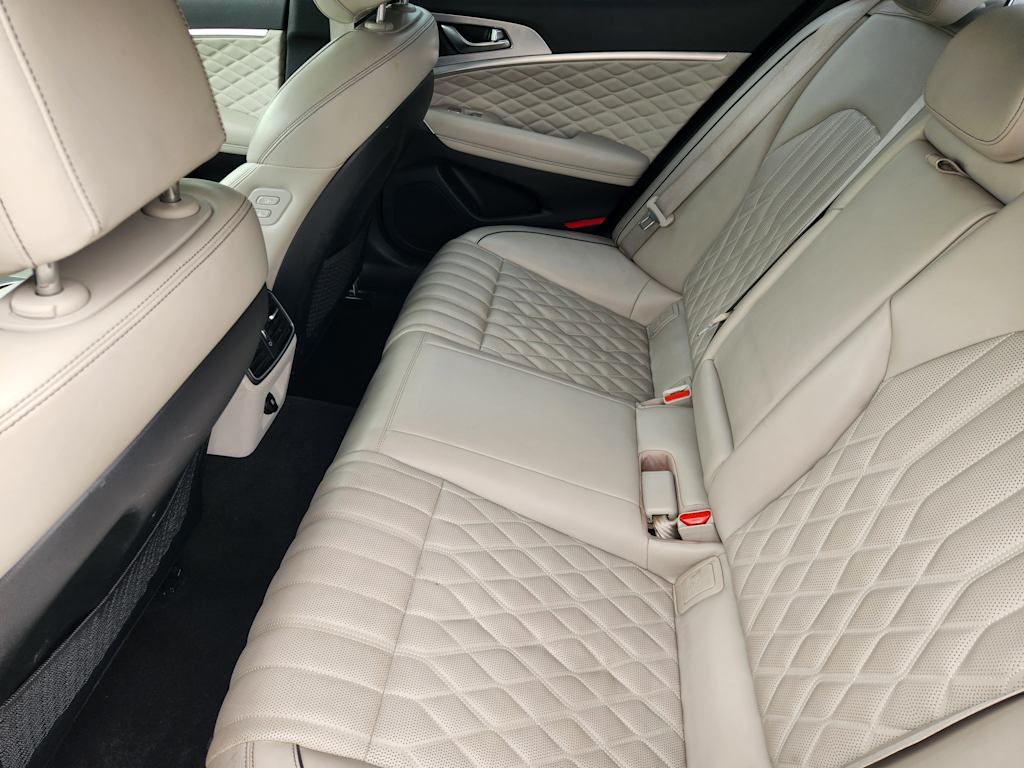 Thumbnail: 2019 Genesis G70 - 10