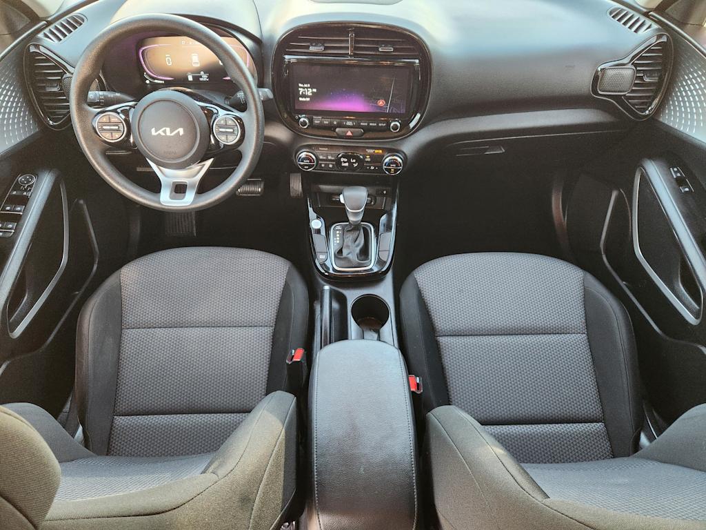 Thumbnail: 2023 Kia Soul - 8
