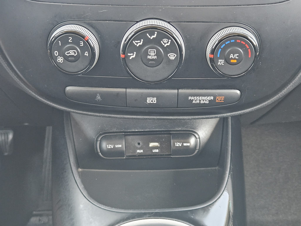 Thumbnail: 2016 Kia Soul - 22