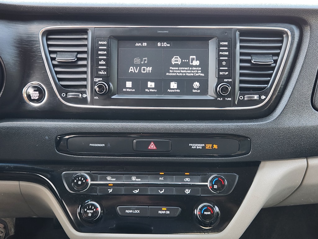 Thumbnail: 2020 Kia Sedona - 12