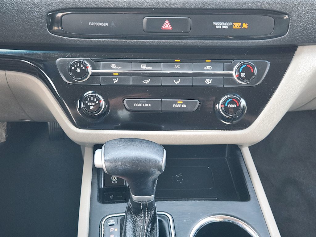 Thumbnail: 2020 Kia Sedona - 24