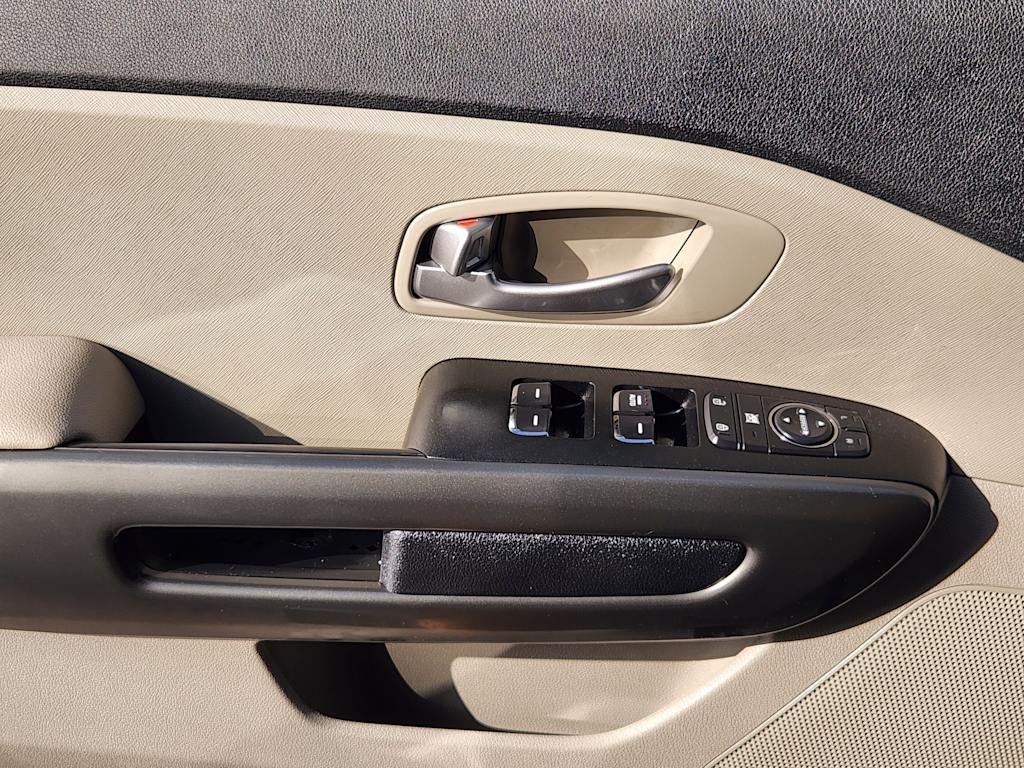 Thumbnail: 2020 Kia Sedona - 27