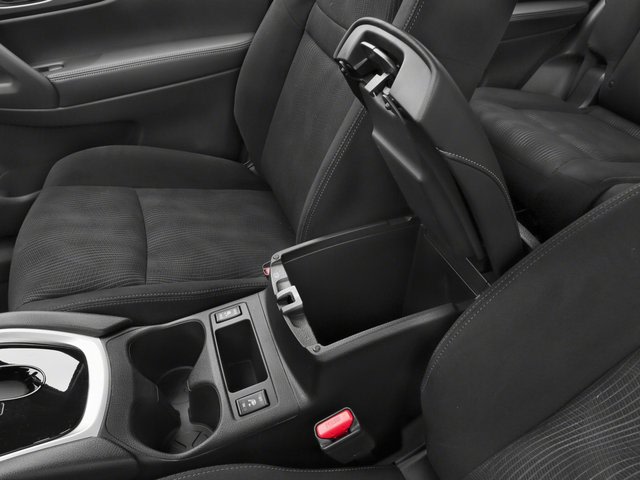 Thumbnail: 2016 Nissan Rogue - 10