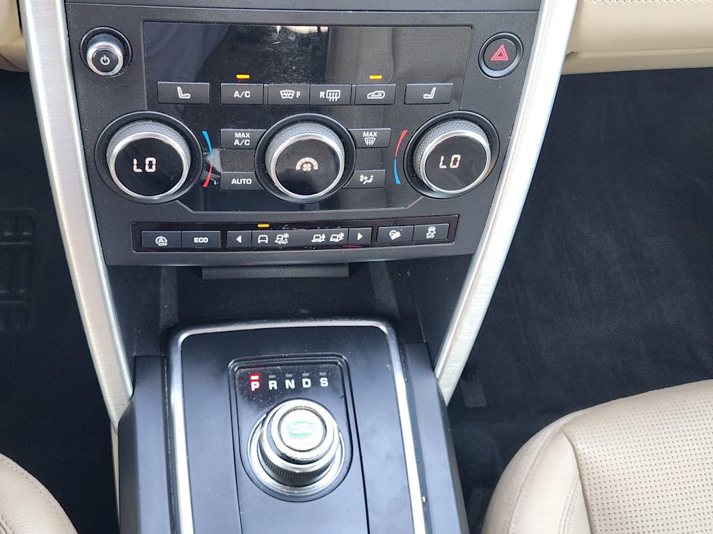 Thumbnail: 2018 Land Rover Discovery Sport - 24