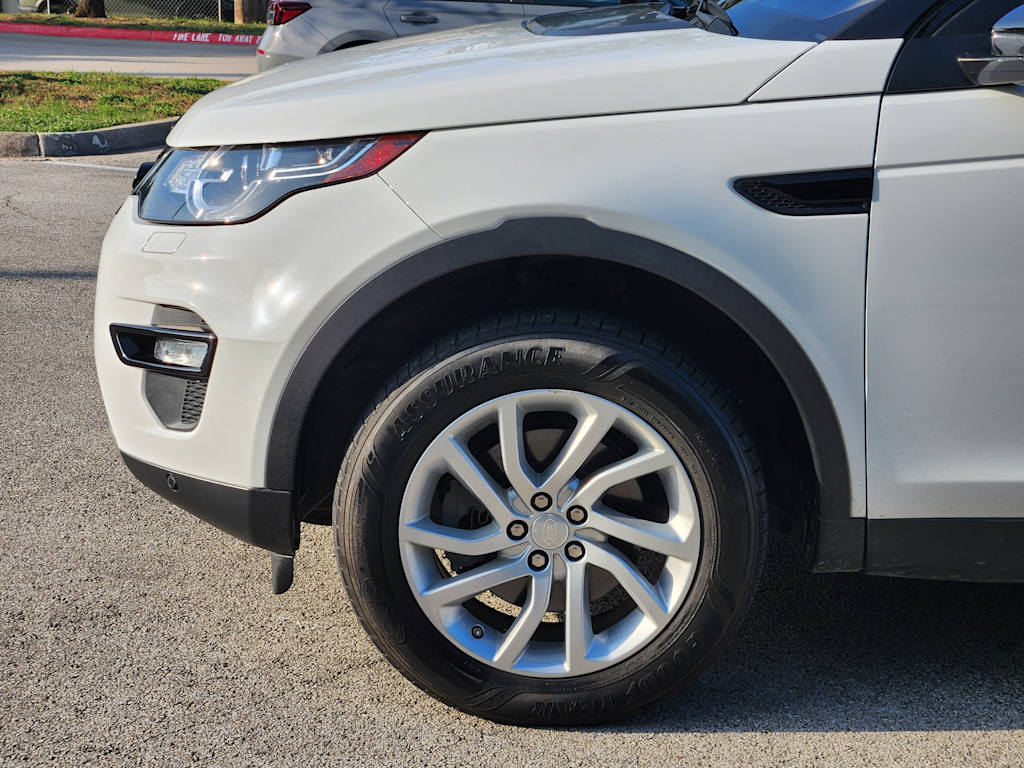 Thumbnail: 2018 Land Rover Discovery Sport - 5