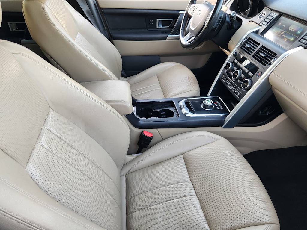 Thumbnail: 2018 Land Rover Discovery Sport - 8