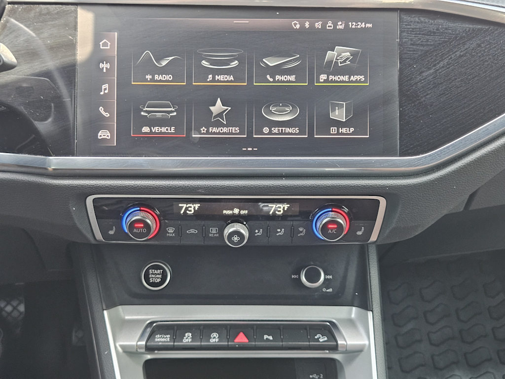 Thumbnail: 2022 Audi Q3 - 25