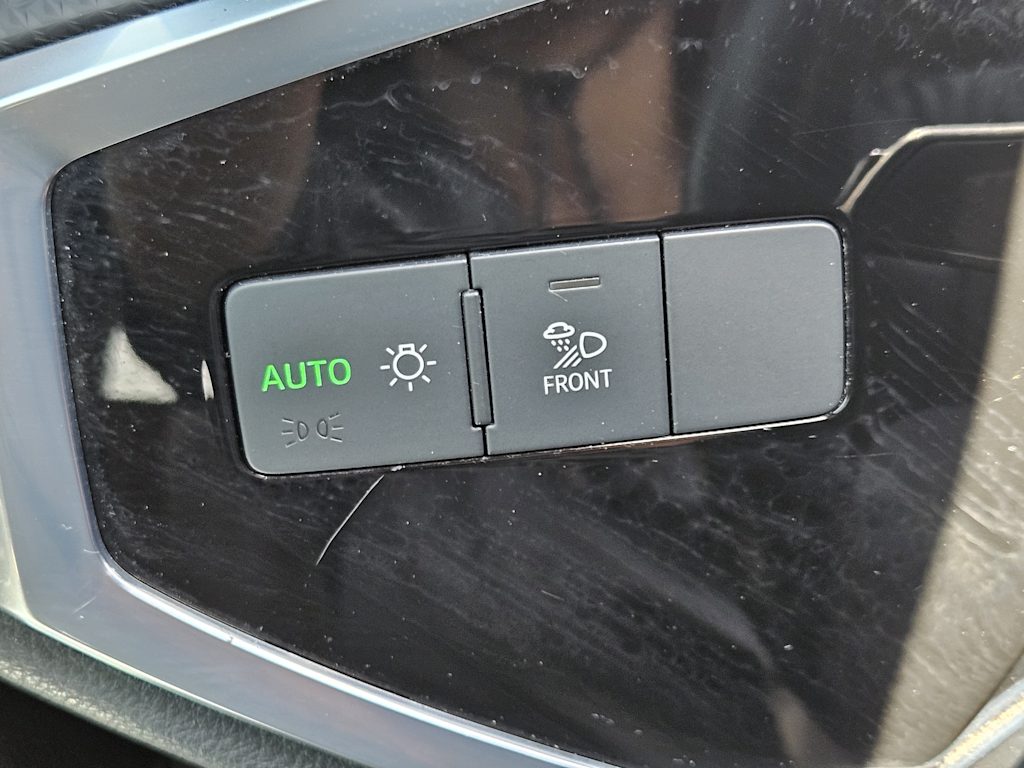 Thumbnail: 2022 Audi Q3 - 28