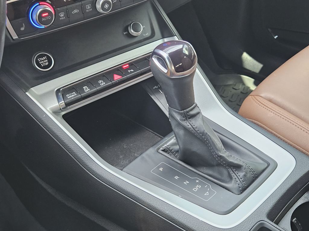 Thumbnail: 2022 Audi Q3 - 14