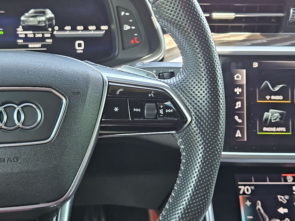 Thumbnail: 2020 Audi S6 - 32