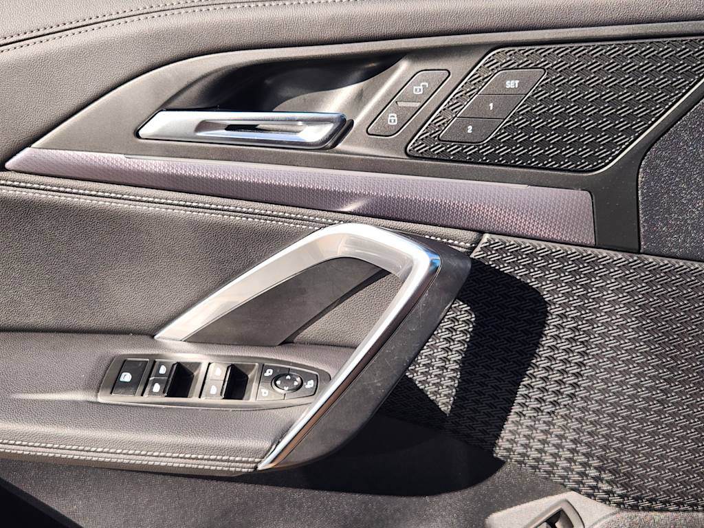 Thumbnail: 2023 BMW X1 - 28