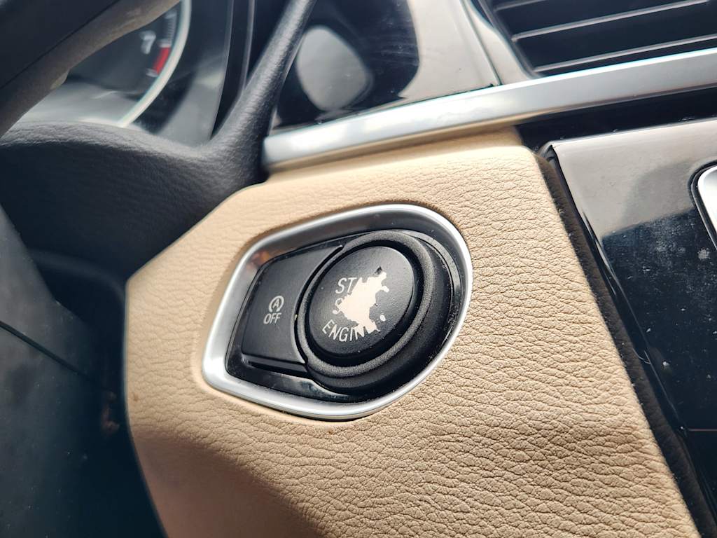 Thumbnail: 2017 BMW X1 - 27