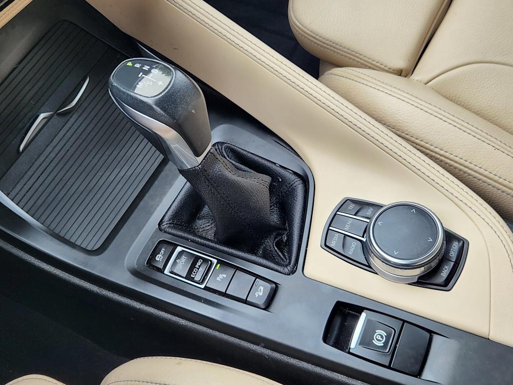 Thumbnail: 2017 BMW X1 - 14