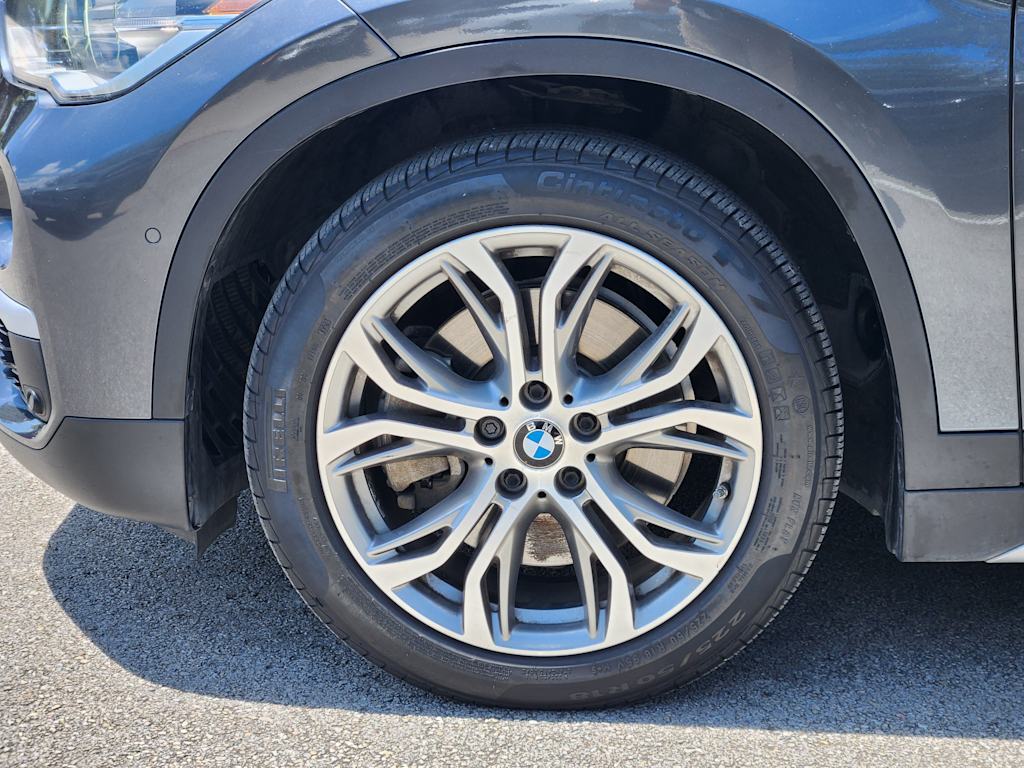 Thumbnail: 2016 BMW X1 - 22