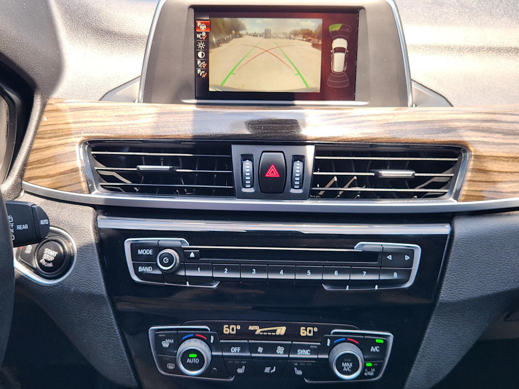 Thumbnail: 2016 BMW X1 - 23
