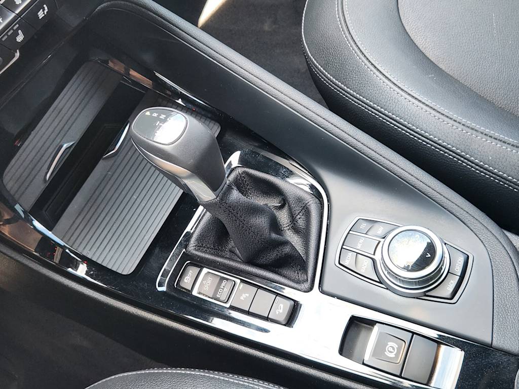 Thumbnail: 2016 BMW X1 - 14