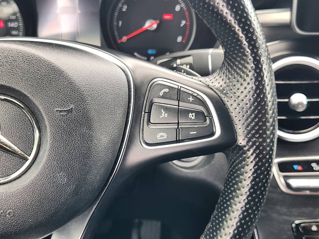 Thumbnail: 2019 Mercedes-Benz GLC - 32