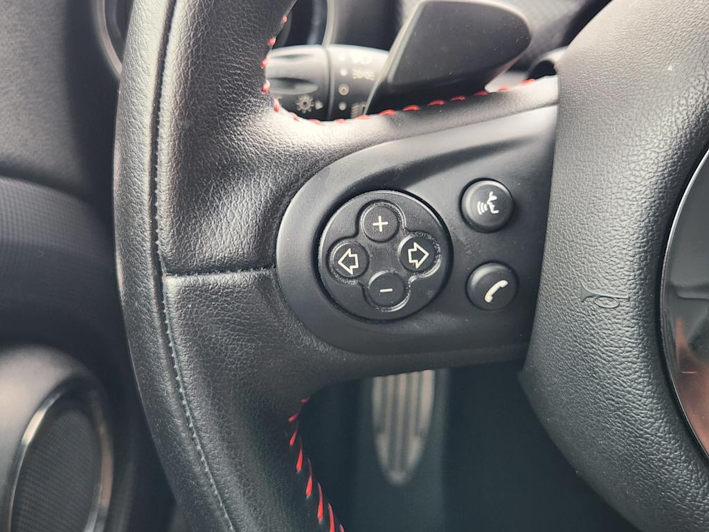 Thumbnail: 2015 MINI Cooper - 28