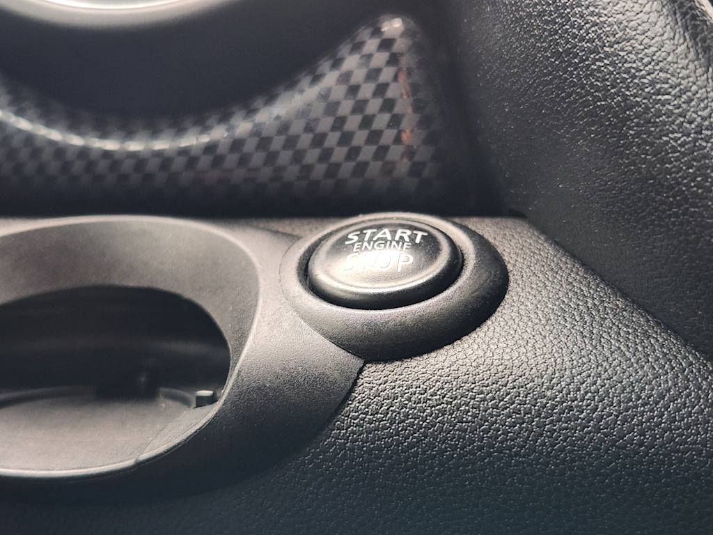 Thumbnail: 2015 MINI Cooper - 15