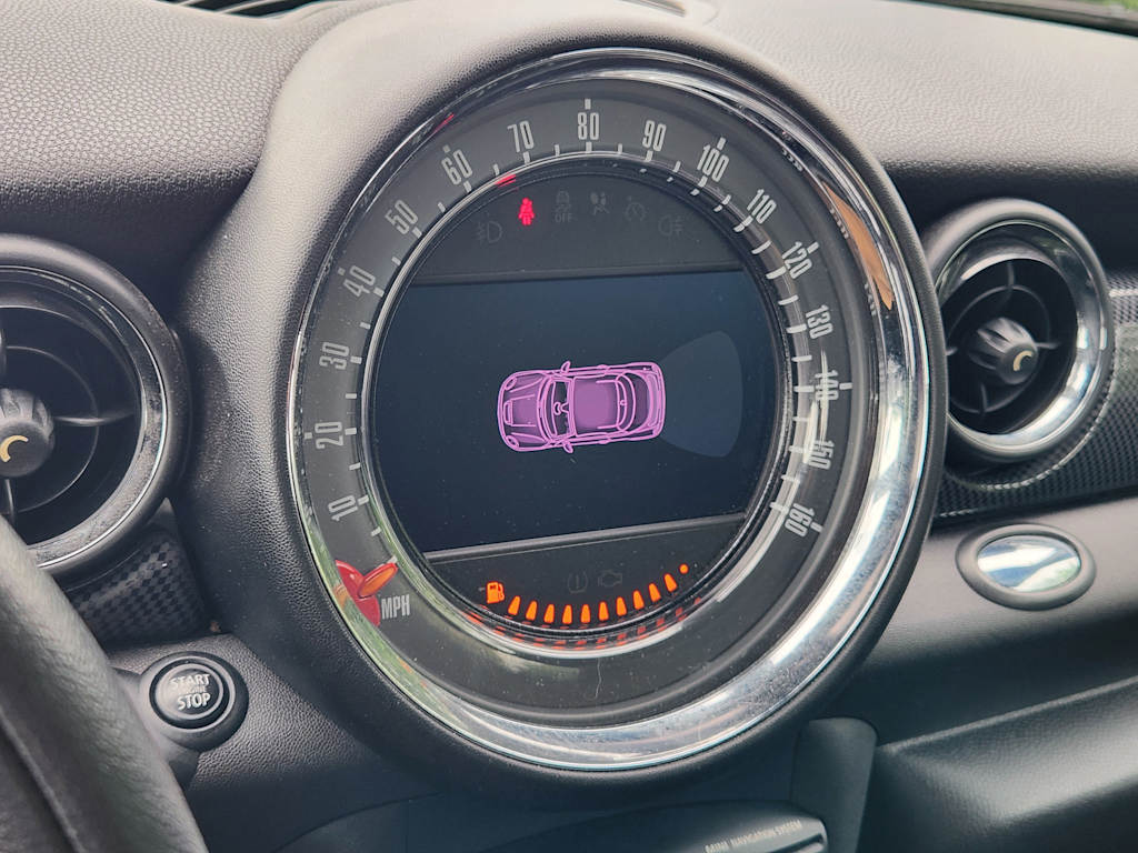 Thumbnail: 2015 MINI Cooper - 24