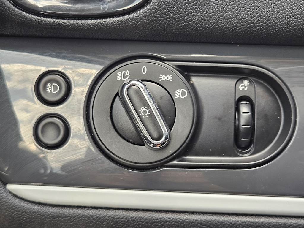 Thumbnail: 2019 MINI Cooper Countryman - 28