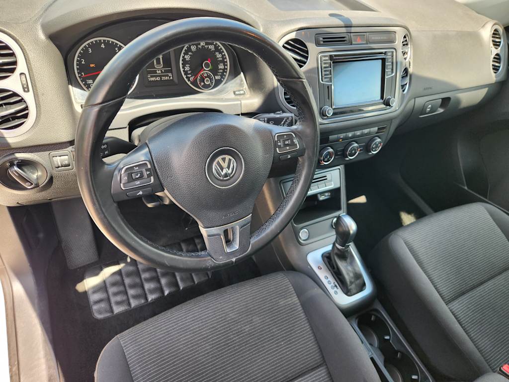 Thumbnail: 2018 Volkswagen Tiguan - 2