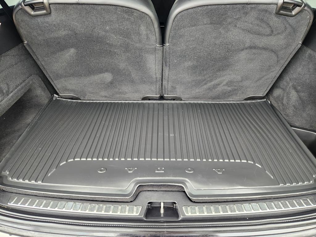 Thumbnail: 2019 Volvo XC90 - 16