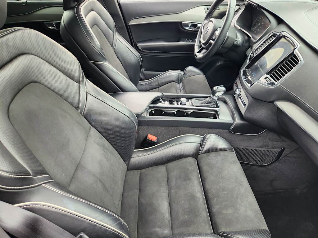 Thumbnail: 2019 Volvo XC90 - 10