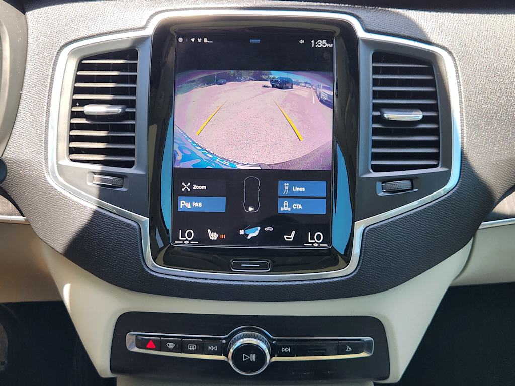 Thumbnail: 2020 Volvo XC90 - 24