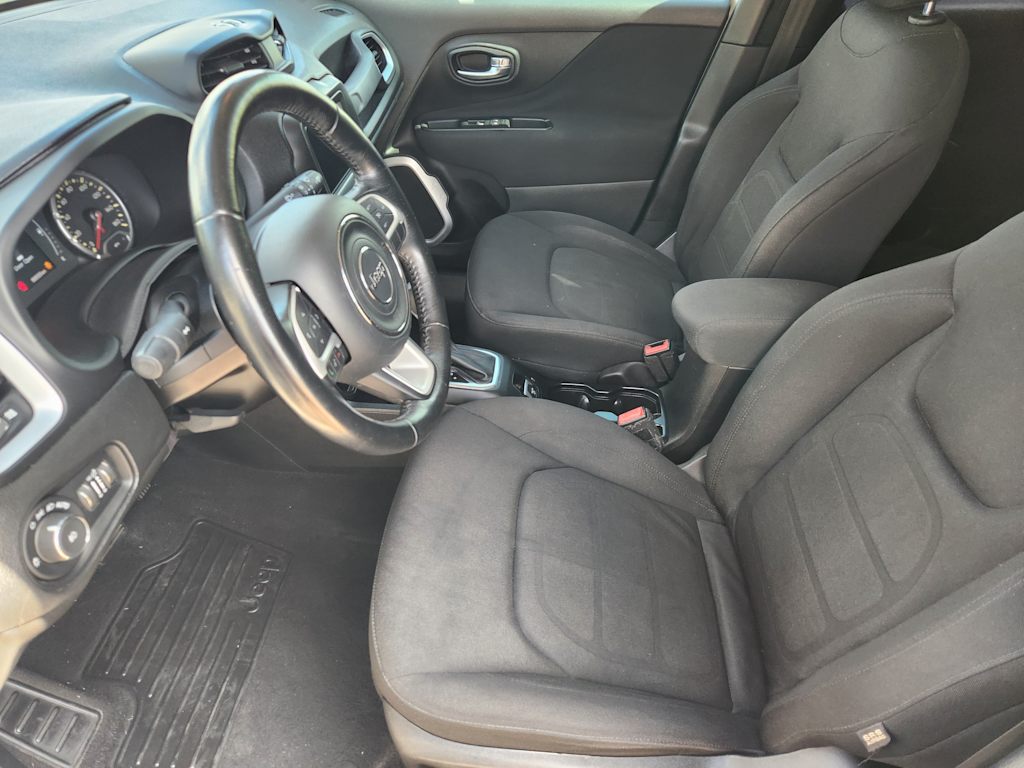 Thumbnail: 2018 Jeep Renegade - 9