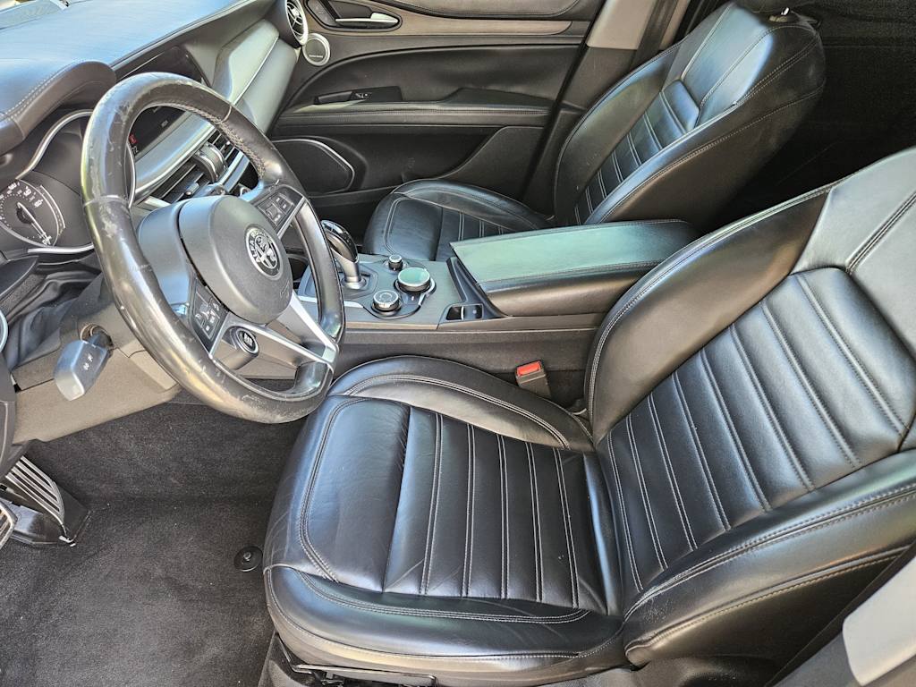 Thumbnail: 2019 Alfa Romeo Stelvio - 9
