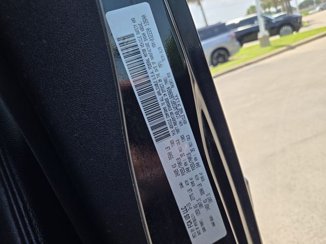 Thumbnail: 2015 Jeep Wrangler - 18