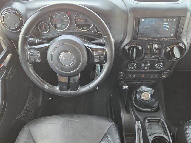 Thumbnail: 2015 Jeep Wrangler - 10