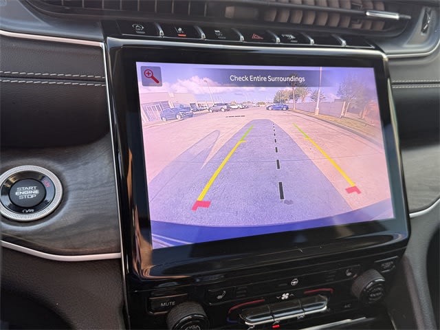 Thumbnail: 2023 Jeep Grand Cherokee - 24