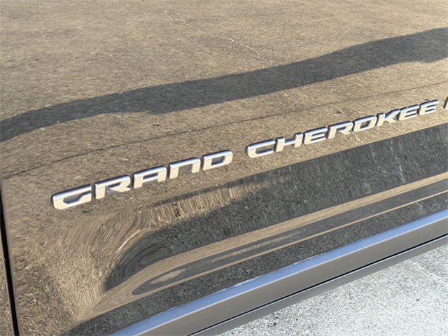 Thumbnail: 2023 Jeep Grand Cherokee - 7