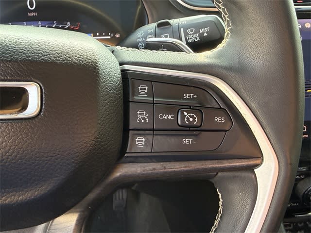 Thumbnail: 2023 Jeep Grand Cherokee - 22